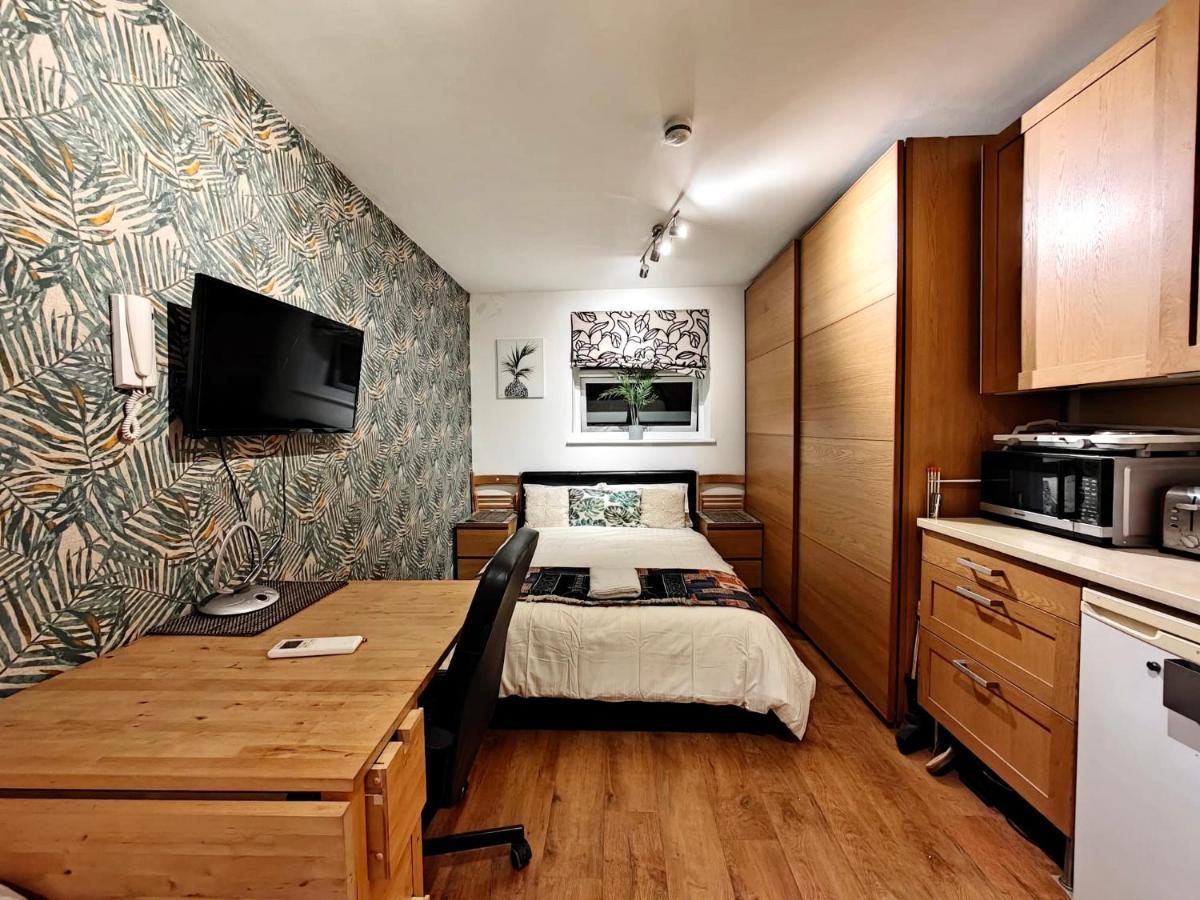 Studio Apartment 351 Ladbroke Grove, London W10 6Ha Exterior photo